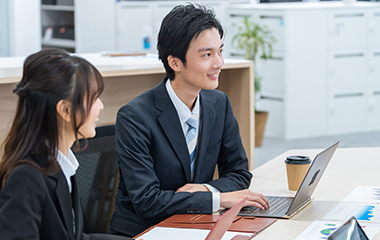 教育研修のマニュアルをまるっと学習できる